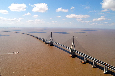 donghai_bridge.jpg